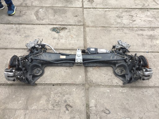 Renault megane iv gt балка заднього моста 4control