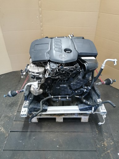 Mercedes-Benz W205 C205 OE 656 3.0 CDI V6