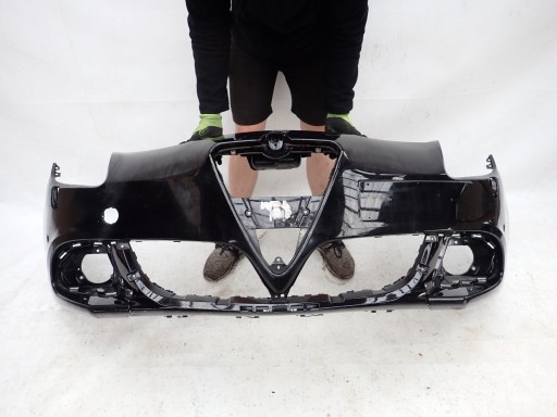 ALFA ROMEO GIULIETTA VELOCE LIFT 16- bumper front front SPR PDC