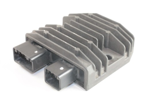 SC590812 26 - HONDA CBR 1000 RR SC 59 08-11 РЕГУЛЯТОР НАПРЯЖЕНИЯ