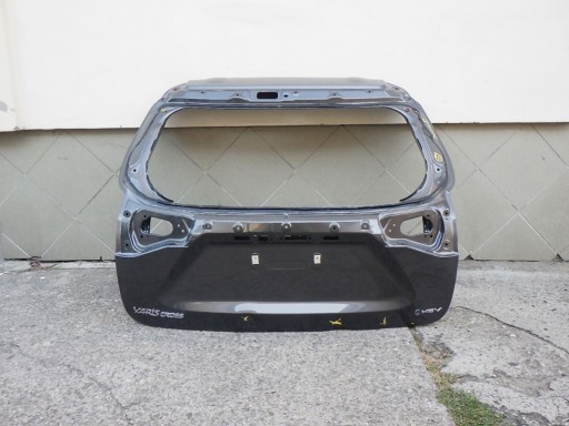 TOYOTA YARIS CROSS 21- boot doors