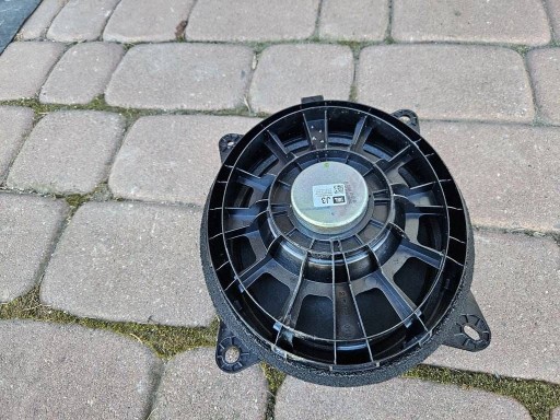 31823-JL042 speaker door front front JBL Toyota Highlander XU70