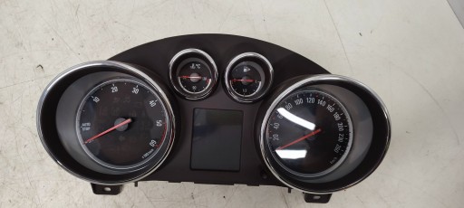 budíky Opel Zafira C 2,0 CDTI