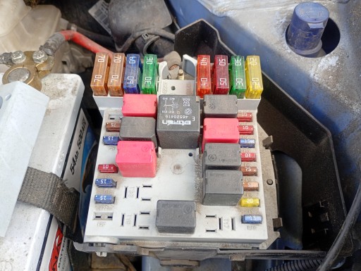 Module fusibles Fiat Idea 03-12 1.4 16V OE 1190805