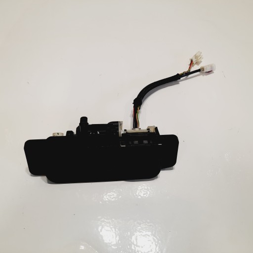 Камера заднего вида mercedes c-class w205 a2227500893 a0998700010