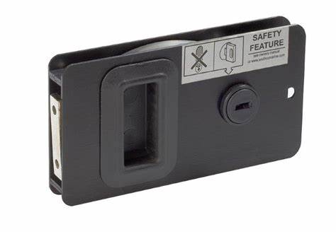 MF-02-110-50 - Замок для розсувних дверей SOUTHCO