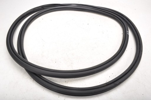 VOLVO XC90 II УЩІЛЬНЮВАЧ ПЕРЕДНЬОЇ ПРАВОЇ ДВЕРІ 2018