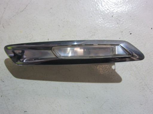 BMW F10 indicator BOCZNY right left 7154168