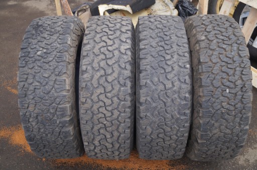BFGoodrich All Terrain T / A KO2 265 / 75R16