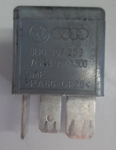 VW AUDI SEAT IBIZA SKODA relay plugs ZAROWYCH 370 8D0951253