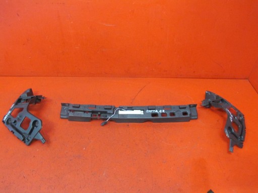 RENAULT CAPTUR et 1 Support Support plaque Pare choc Droite Moyenne Gauche Arrière KOMPLET