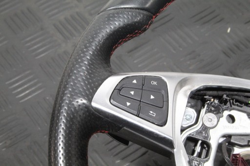 lenkrad MULTIFUNKCJA A-KLASA W176 LIFT AMG