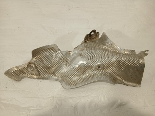 AUDI A4 B9 LIFT kryt TERMICZNA KOMORY MOTORU 8W0399300F