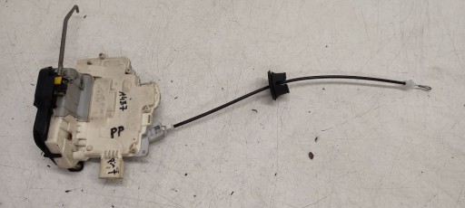 lock front front right Audi A4 B7 2,7 TDI