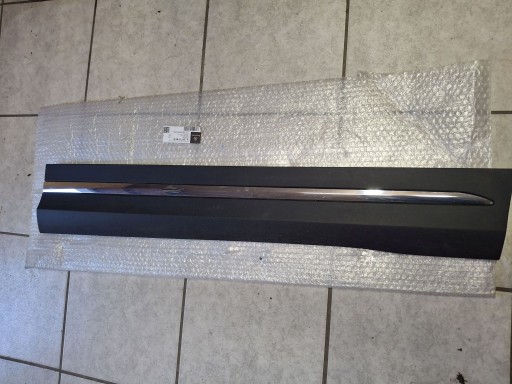 moulding for door right front MERCEDES GLA II W247 2019R->
