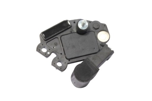 130644 - РЕГУЛЯТОР НАПРЯЖЕНИЯ HITACHI BMW