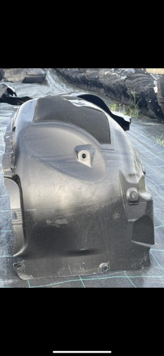 1492614-00-D - ПРАВА КОЛІСНА АРКА TESLA MODEL Y