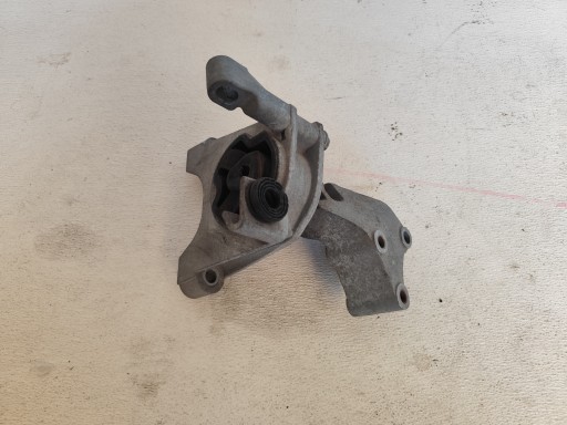 FIAT BRAVO II 2008 1.4 16V engine mount 46832498