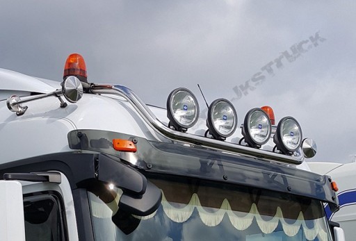 Трубы на крыше Mercedes Actros MP4 StreamSpace