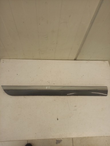 moulding door right rear VOLKSWAGEN PASSAT B8 sedan 3G08549B0