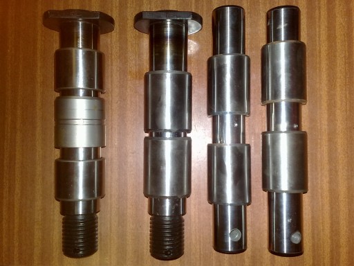 302.7D - ШТИФТИ + ВТУЛКИ КОВШОВОГО МЕХАНІЗМУ CAT 302.7 D