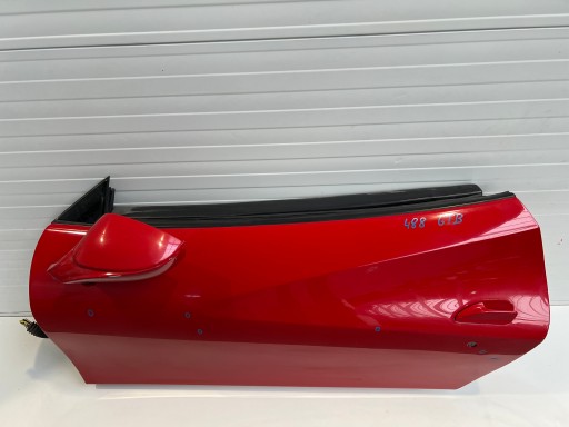 ДВЕРЬ ПЕРЕДНЯЯ ЛЕВАЯ FERRARI 488 GTB