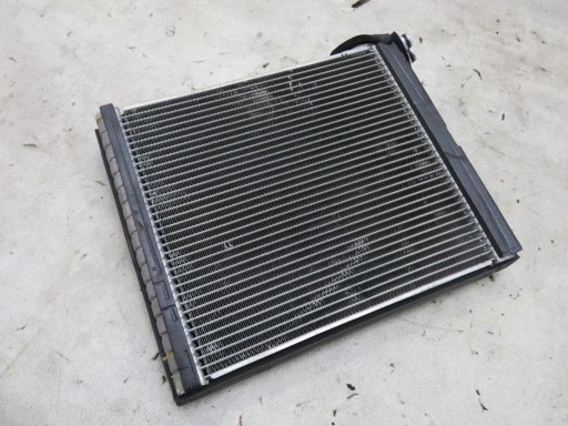 КОНДЕНСАТОРНИЙ ОСУШУВАЧ ПОВІТРЯ AURIS II