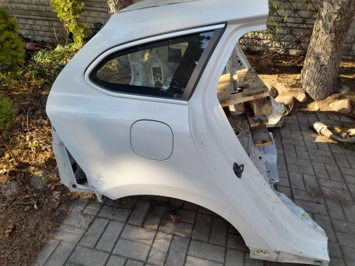 VOLVO V60 ЗАДНЄ КРИЛО, ПРАВА ЧВЕРТЬ