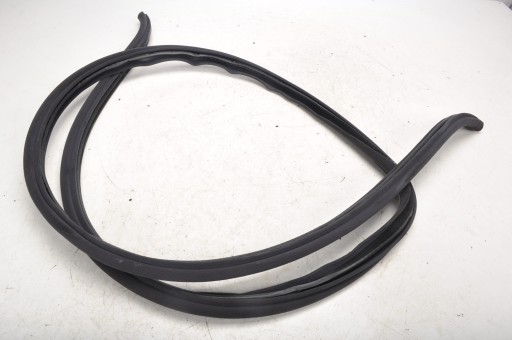 BENTLEY ARNAGE ПРОКЛАДКА ДВЕРЕЙ ПРАВА ПЕРЕДНЯ