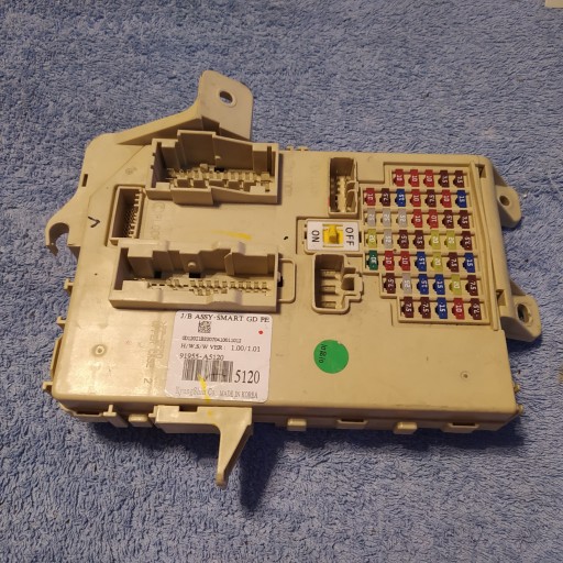 056 - Hyundai i30 ii 1.6 crdi блок запобіжників 91955-a5120