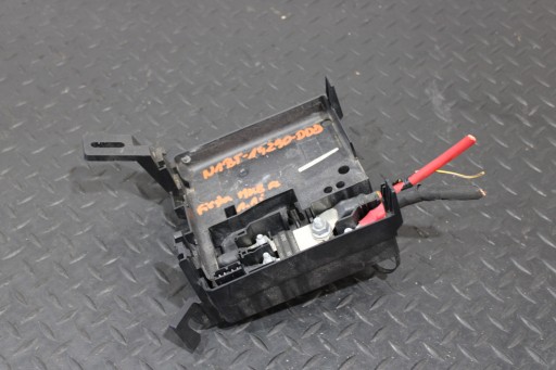 ROZDZIELACZ PRADU FORD FIESTA MK8 LIFT N1BT-14290-DDD