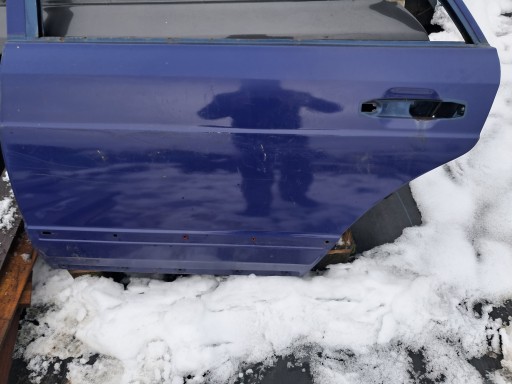 dveře levý záď MERCEDES W126 SE 1267300705