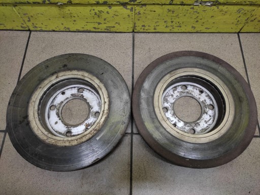 NISSAN PRIMERA P11 1.8 discs brake front