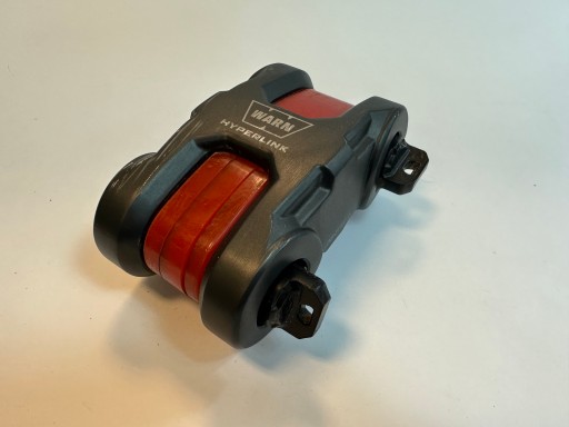 ПОПЕРЕДЖЕННЯ Скоба гіперпосилання з ізоляторами