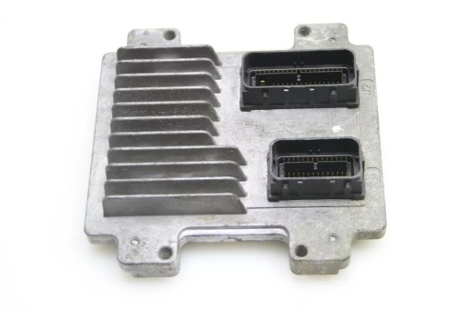 RP132 36 - Комп'ютерний блок управління двигуном 55597931 vauxhall opel corsa d 1.4