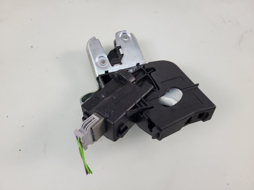 lock bonnet boot rear part AUDI A4 B8 LIFT A5 8T A6 A8 4E0827645A