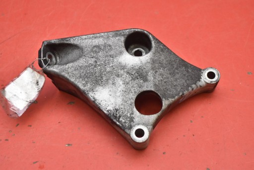 holder engine mount left 68572810 BMW F20 1.6 D 116 KM 11-15
