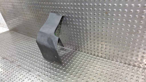 spoiler cover of the threshold left CN15-16165-BAW FORD ECOSPORT MK2