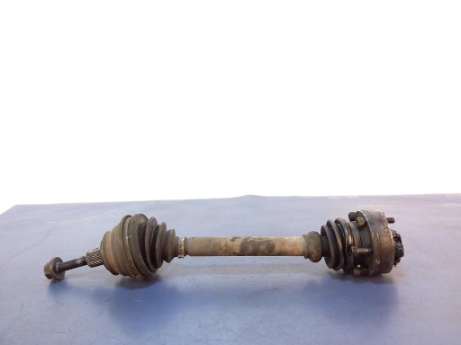 VW TRANSPORTER T4 2.5 TDI передній правий піввісь