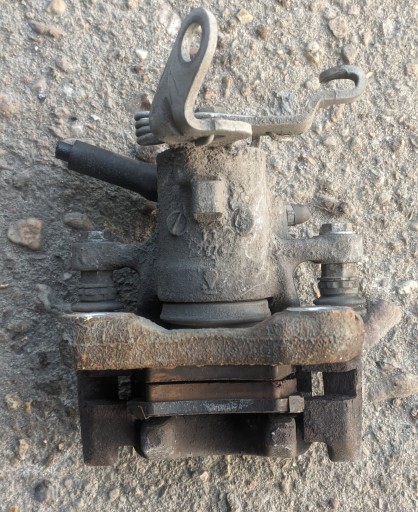 VW GOLF VI plus 1.6 TDI 09R caliper brake right rear part