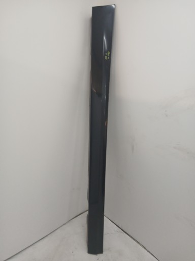 lišta prahová pravá BMW E90 E91 LIFT 668/9