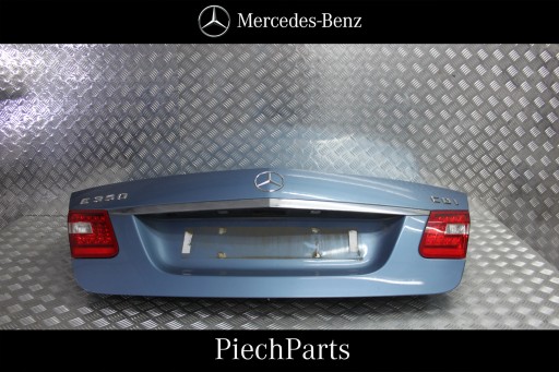 MERCEDES W212 КРИШКА БАГАЖНИКА КОМПЛЕКТ 230 2010р