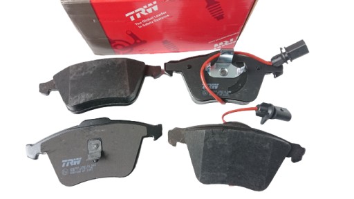 Тормозные колодки передние TRW GDB1528 AUDI A6 C5