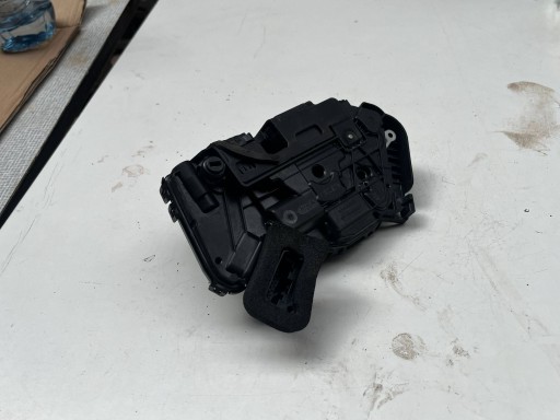 VOLKSWAGEN SEAT SKODA lock door right rear part 5TA839016K @M
