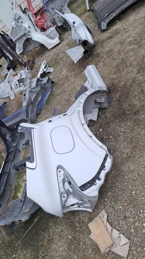 Крило заднє праве підйомника Renault Kadjar