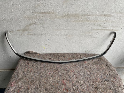 A4478880585 - Хромированная решетка капота MERCEDES V-Class w447