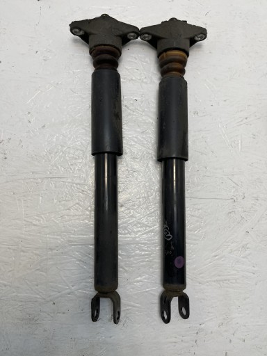 KIA CEED II УНІВЕРСАЛ ЗАДНІ АМОРТИЗАТОРИ ОРИГІНАЛ