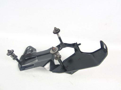 A2513210040 - Рама кріплення компресора mercedes w251