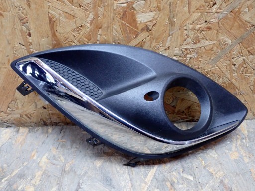 right grid of a bumper of the front OPEL CORSA D S07 LIFT 2011-2014R 13286026
