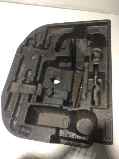 A2518990021 - Пінополістирол вставка багажника MERCEDES W251